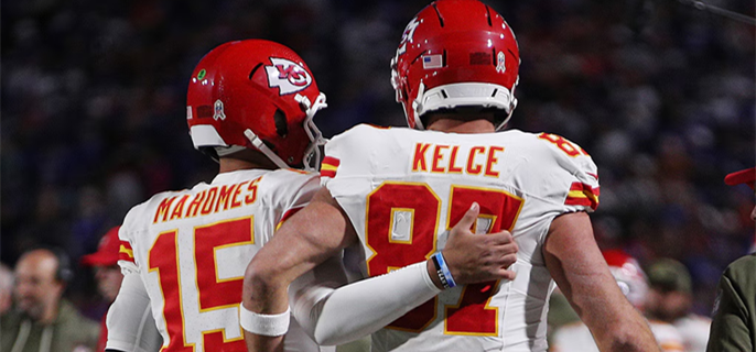 Patrick Mahomes Reacts to Travis Kelce's Return to Kansas City Chiefs 1
