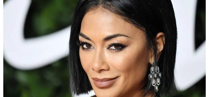 Nicole Scherzinger plans to delay wedding plans again 1