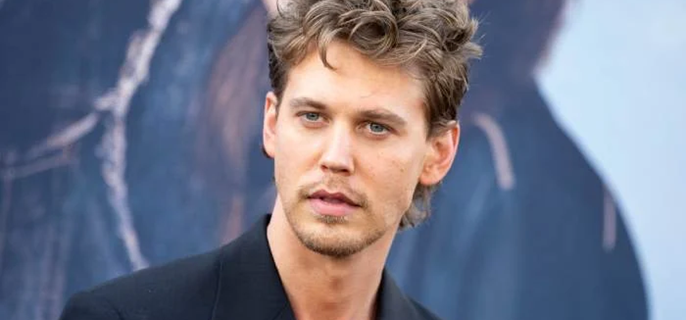 Austin Butler pokes fun at feline co-star in 'Caught Stealing' 1
