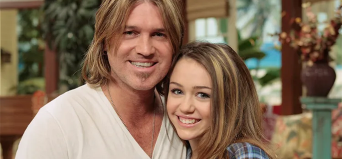 Miley Cyrus Claims Dad Billy Ray Smoked Pot on Hannah Montana Set 1