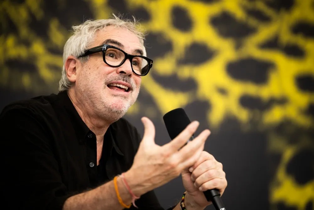 Alfonso Cuarón Eyes Horror Genre, Reflects on 'Harry Potter' 1