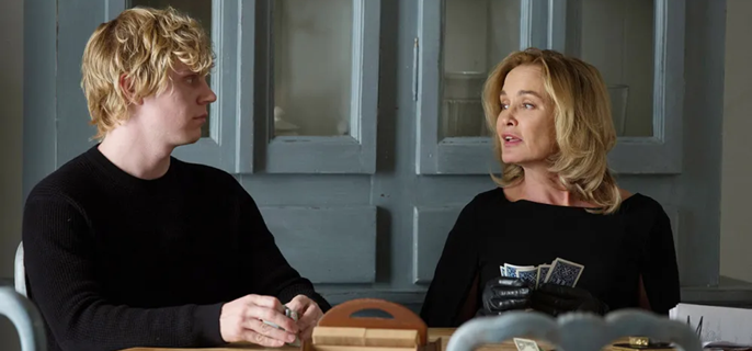 Evan Peters Says He Was “Shocked” Jessica Lange Is Returning to ‘American Horror Story’ 1