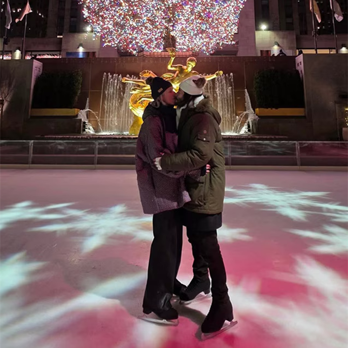 Keanu Reeves&rsquo; Girlfriend Alexandra Grant Details Magical Date Night at Rockefeller Center 
