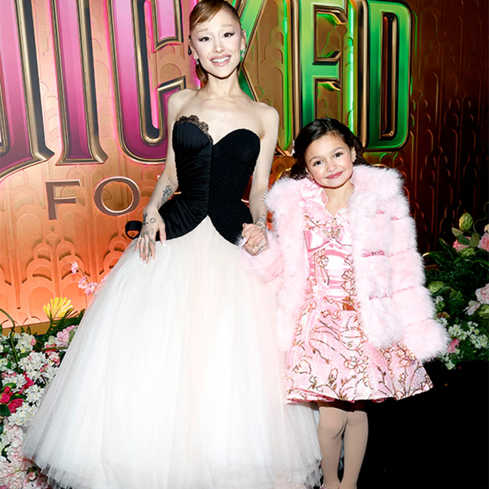 Ariana Grande's Golden Globes Reunion With Young Galinda Scarlett Spears Will Make You Rejoicify