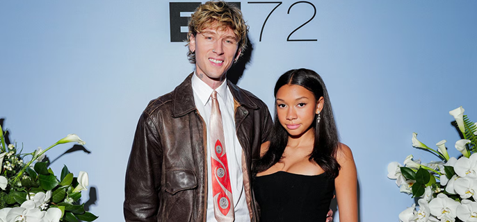 Machine Gun Kelly Sings a Duet With Daughter Casie, 16, at Warped Tour 1