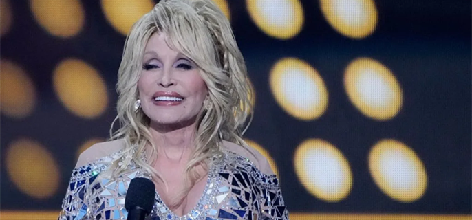 Dolly Parton addresses ill health rumours and reassures fans: 'I ain’t dead yet!' 1