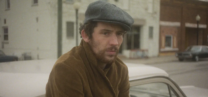 Josh O’Connor Plans an Art Heist in ‘The Mastermind’ Trailer 1