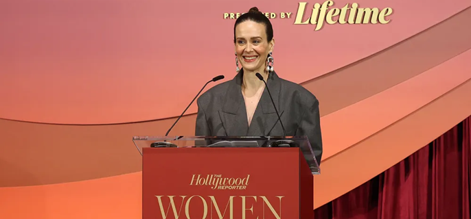 Sarah Paulson Shares Trove of Text Messages From Late Friend Diane Keaton 1