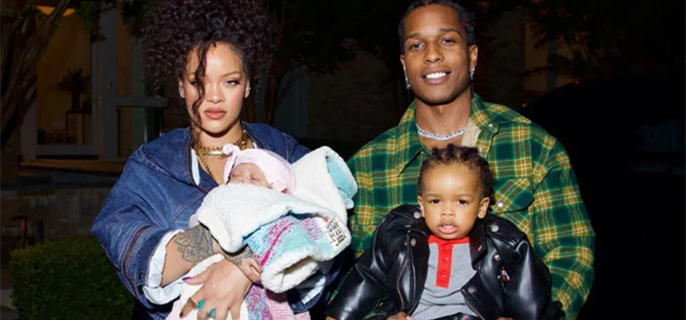 Rihanna celebrates 'Smurfs' premiere with kids by her side 1