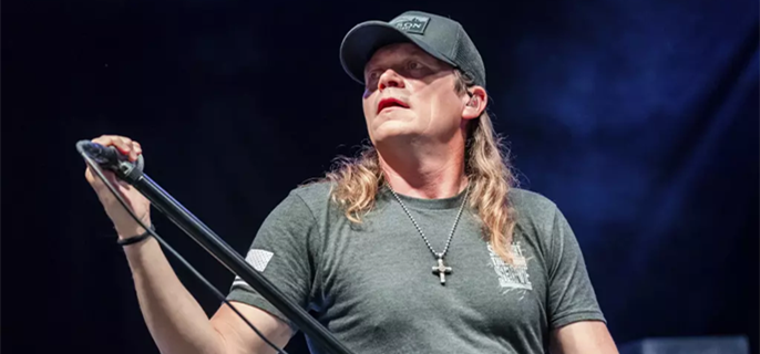 Brad Arnold, Lead Singer of 3 Doors Down, Dies at 47 1