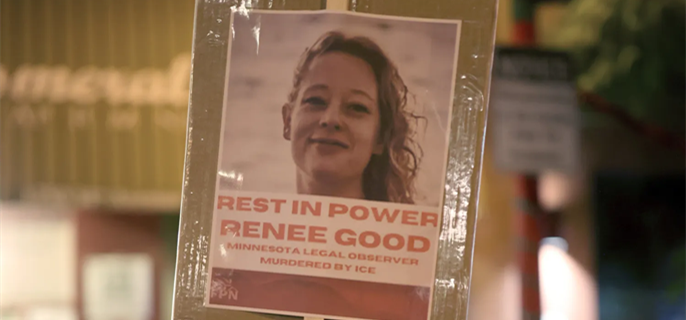 ICE Agent Who Fatally Shot 37-Year-Old Mom in Minneapolis Identified: Reports 1