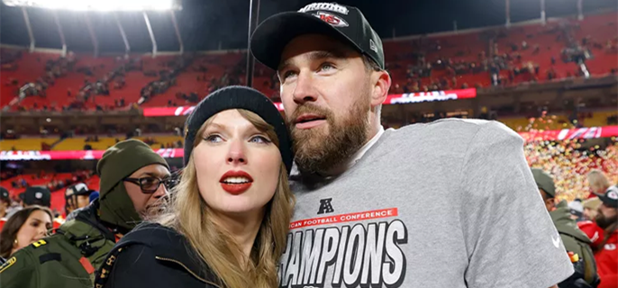 Taylor Swift Steps Out with Dad Scott to Watch Fiancé Travis Kelce's Chiefs Shut Out the Raiders 1
