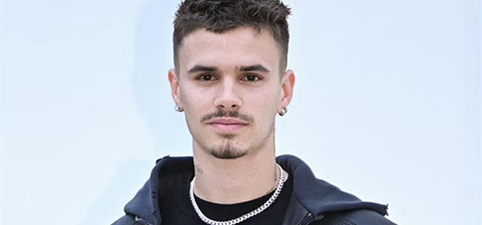 Romeo Beckham Calls Out 
