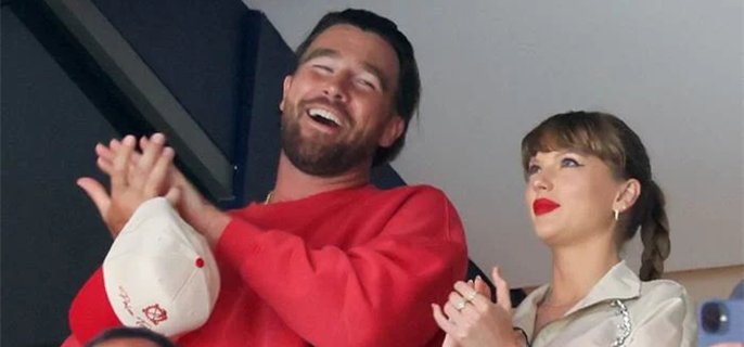Taylor Swift keeps close watch as Travis Kelce caught in awkward encounter 1