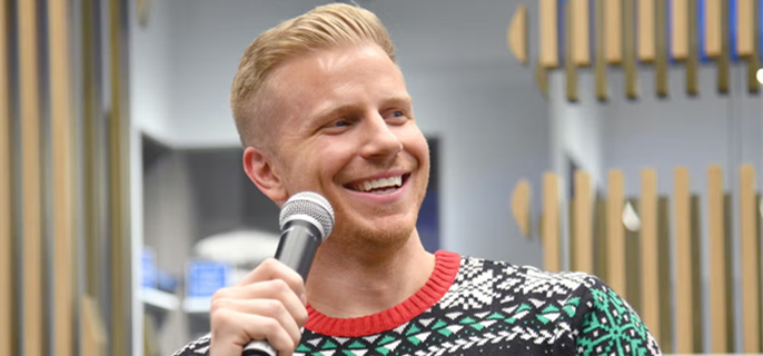 Former Bachelor star Sean Lowe rushed to the ER after being violently attacked by his dog 1