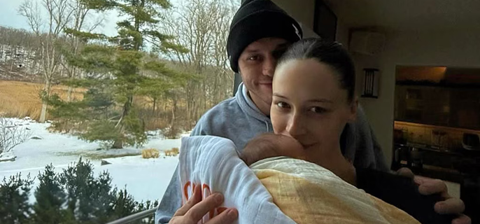 How Pete Davidson's Baby Girl's Name Honors His Late Dad 1