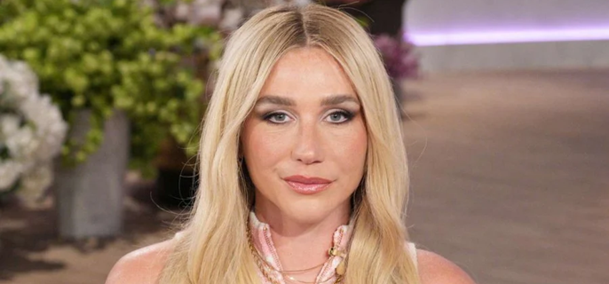 Kesha reveals bizarre fact about personal necklace 1