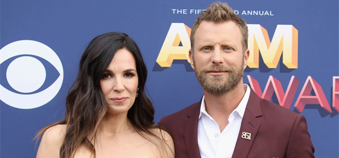 Why Dierks Bentley and Wife of 19 Years Cassidy Sleep on Two Mattresses: 'I Decided to Separate Church and State' 1
