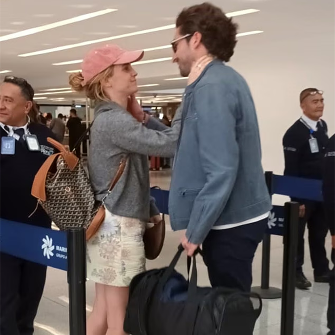 Emma Watson Sparks Romance Rumors with Gonzalo Hevia Baill&egrave;res in Kissing Photos