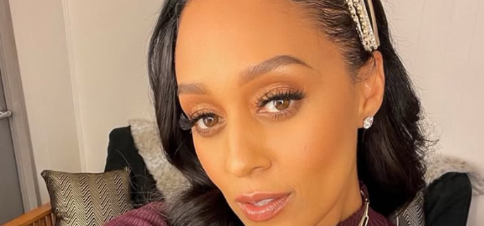 Tia Mowry Addresses Backlash After Calling Herself a “Single Mom” 1