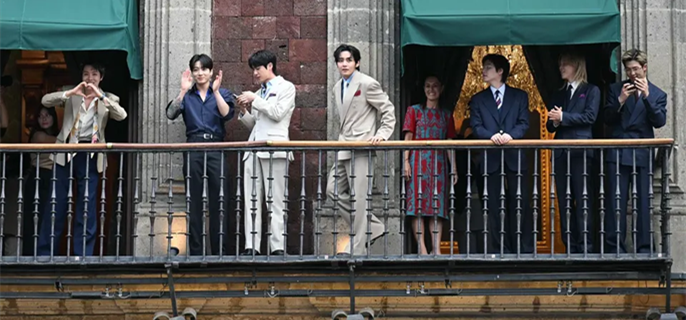 BTS Welcomed By President Of Mexico Ahead Of Sold-Out Concerts 1