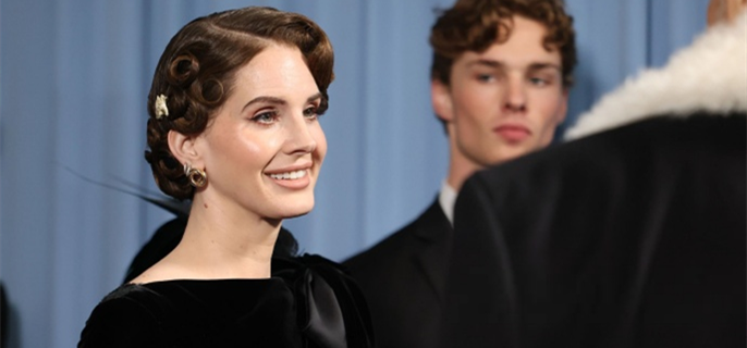 Lana Del Rey walks solo at 2025 Met Gala in stunning ball gown 1