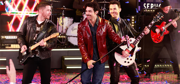 Jonas Brothers Cancel and Replace 6 Stadium Concerts for Upcoming Tour 1