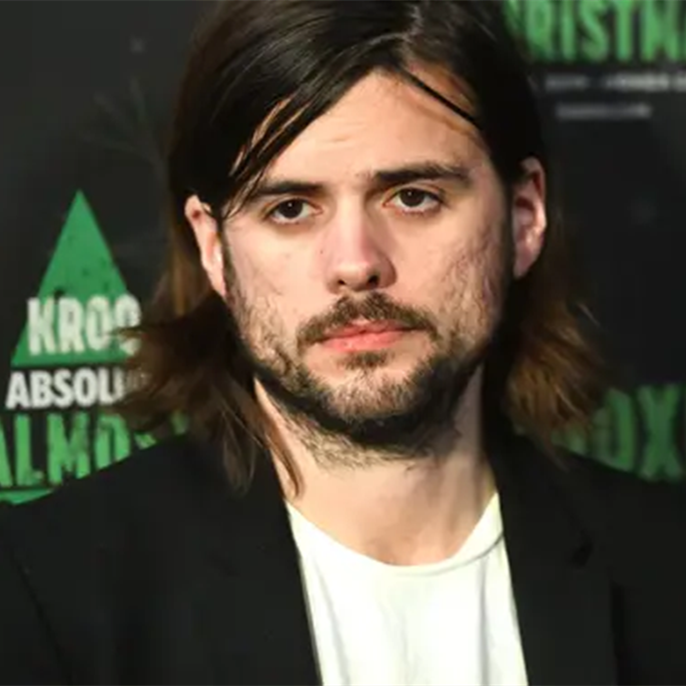 Ex-Mumford & Sons guitarist criticizes music industry for silence after Boulder antisemitic attack