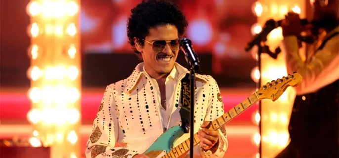 Bruno Mars Adds 30+ New Dates to ‘The Romantic Tour’ 1