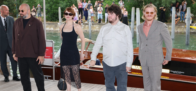 ‘Bugonia’ Director Yorgos Lanthimos Says “Humanity Is Facing a Reckoning Very Soon” 1