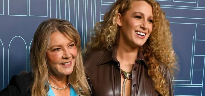 Blake Lively thanks her mother for supporting her creative endeavours 1
