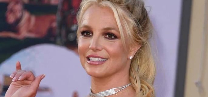 Britney Spears' sparks concern over 'dangerous crowd' 1