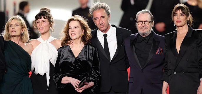 Gary Oldman and Paolo Sorrentino Embrace as ‘Parthenope’ Gets 9.5-Minute Standing Ovation at Cannes Film Festival 1