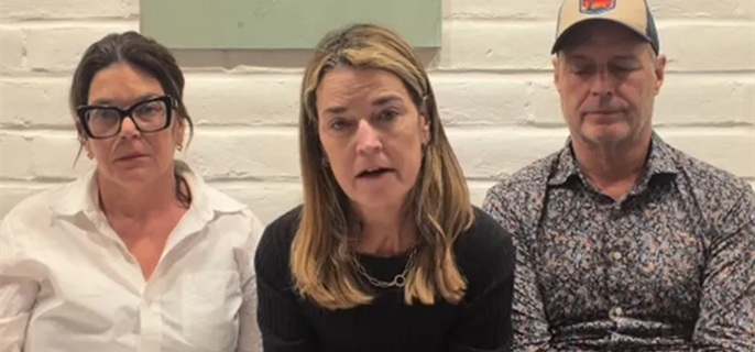 Savannah Guthrie and Siblings Send Tearful Video Plea to Potential Abductor: ‘We Need to Know She Is Alive’ 1