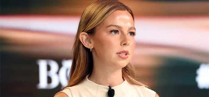 TikToker Sydney Towle Shares Heartbreaking Update on Cancer Journey at Age 25 1