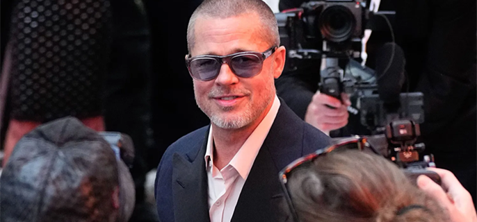 Brad Pitt Gets Candid About Attending Alcoholics Anonymous amid Angelina Jolie Split: 'I Needed Rebooting' 1