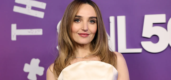 Chloe Fineman Goes Viral for Vanity Fair Clip About Pantsing 6-Year-Old Boy as Summer Camp Staffer 1