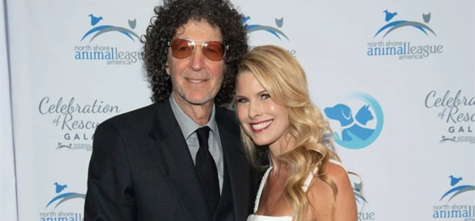 Howard Stern Sued By Ex-Employee Over ‘Hostile Work Environment’ — Report 1