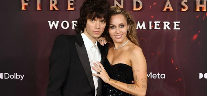 How Much Miley Cyrus’ Engagement Ring Costs, According to Expert 1