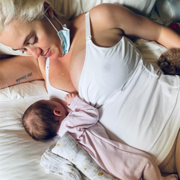 Katy Perry&rsquo;s Rare Photo With Her, Orlando Bloom&rsquo;s Daughter Daisy Dove Will Melt Your Heart