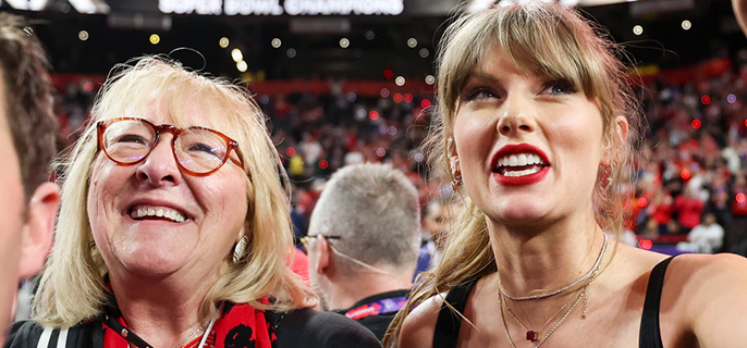 Donna Kelce Subtly Shades Travis Kelce, Jason Kelce's Past Girlfriends 1