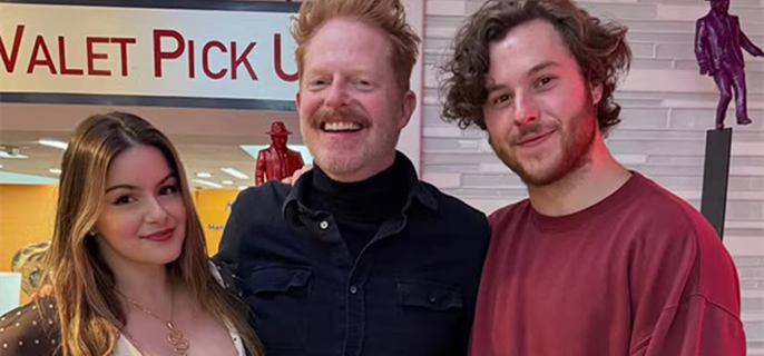 Nolan Gould's Facial Hair in Modern Family Cast Reunion Photo Will Make You Do a Double Take 1