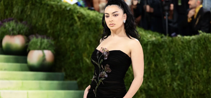 Charli XCX Returns With “Rock Music” 1