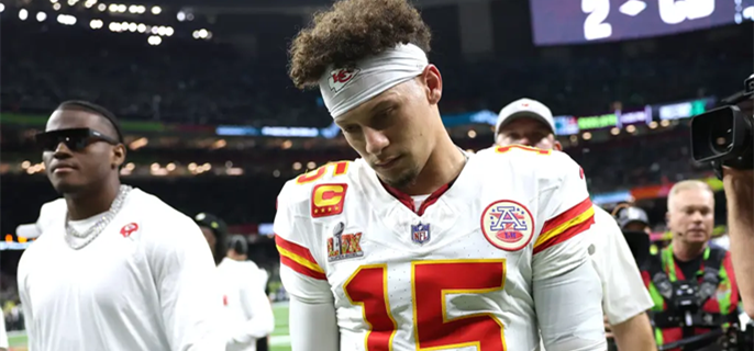 Patrick Mahomes wanted to cut all of his hair off after Super Bowl loss 1