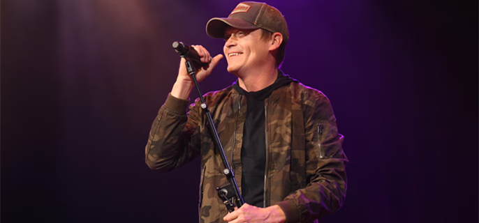 3 Doors Down singer Brad Arnold announces cancer diagnosis as band cancels tour 1