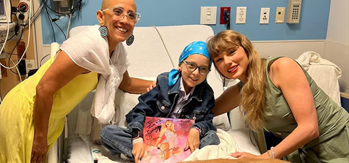 Taylor Swift Surprises Patients at Florida Children's Hospital 1