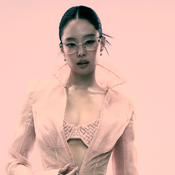 Jennie Joins Ray-Ban as Global Ambassador