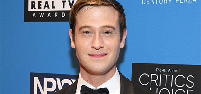 Celebrity Medium Tyler Henry Undergoes Surgery for Brain Tumor 1