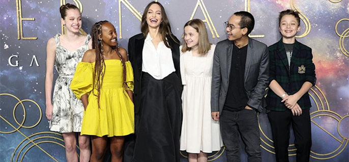 Angelina Jolie and Brad Pitt's Daughter Shiloh Debuts New Name 1