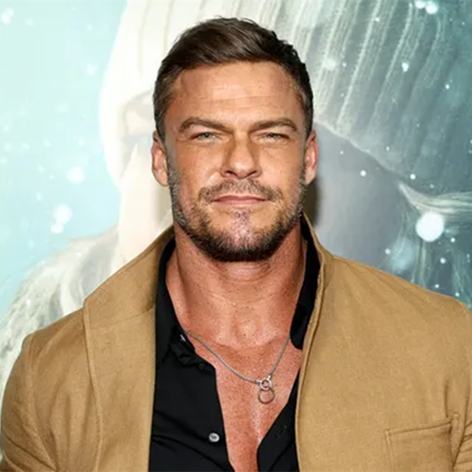 &lsquo;Reacher&rsquo; star Alan Ritchson drops cryptic &lsquo;enemy&rsquo; quote after alleged front yard brawl with neighbor